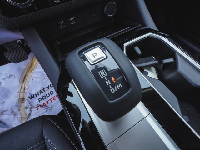 New 2026 Mitsubishi Outlander AWD image 31