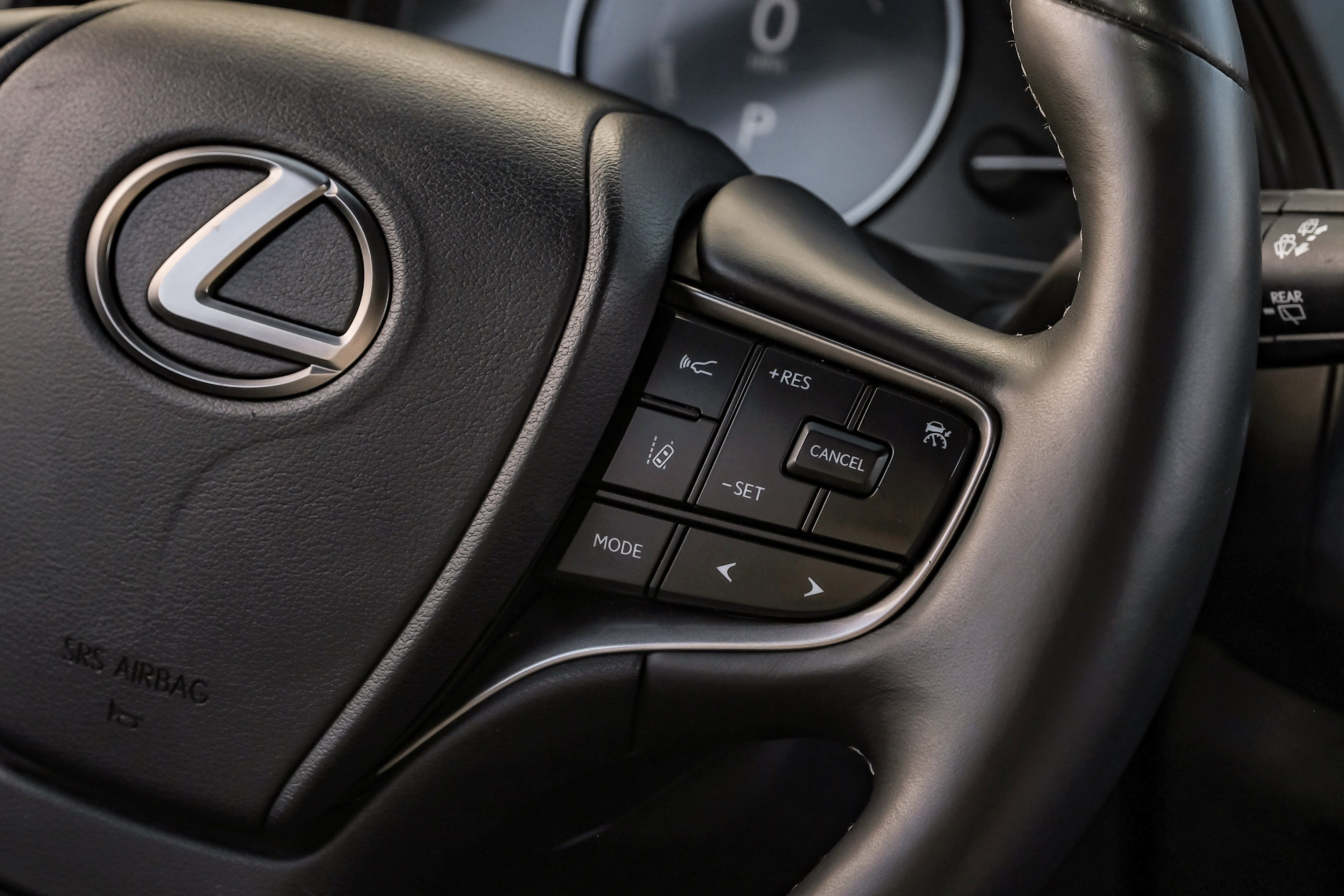 Used 2021 Lexus UX 250h w/ Premium Package image 19