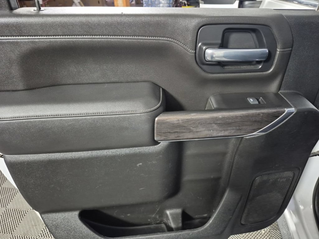 Used 2020 Chevrolet Silverado 2500 LTZ w/ LTZ Convenience Package AWD/4WD image 22