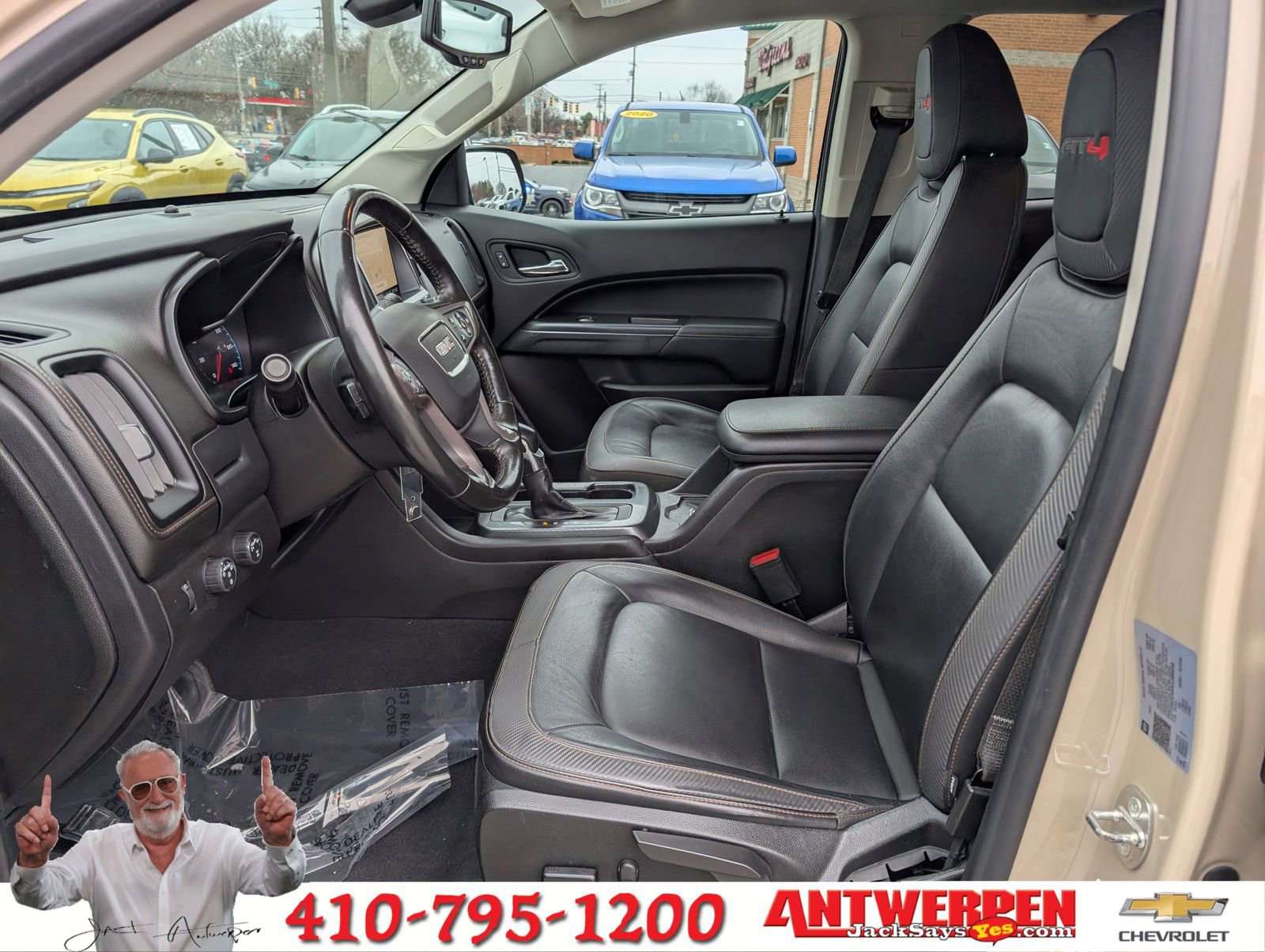 Used 2022 GMC Canyon AT4 w/ Trailering Package image 15