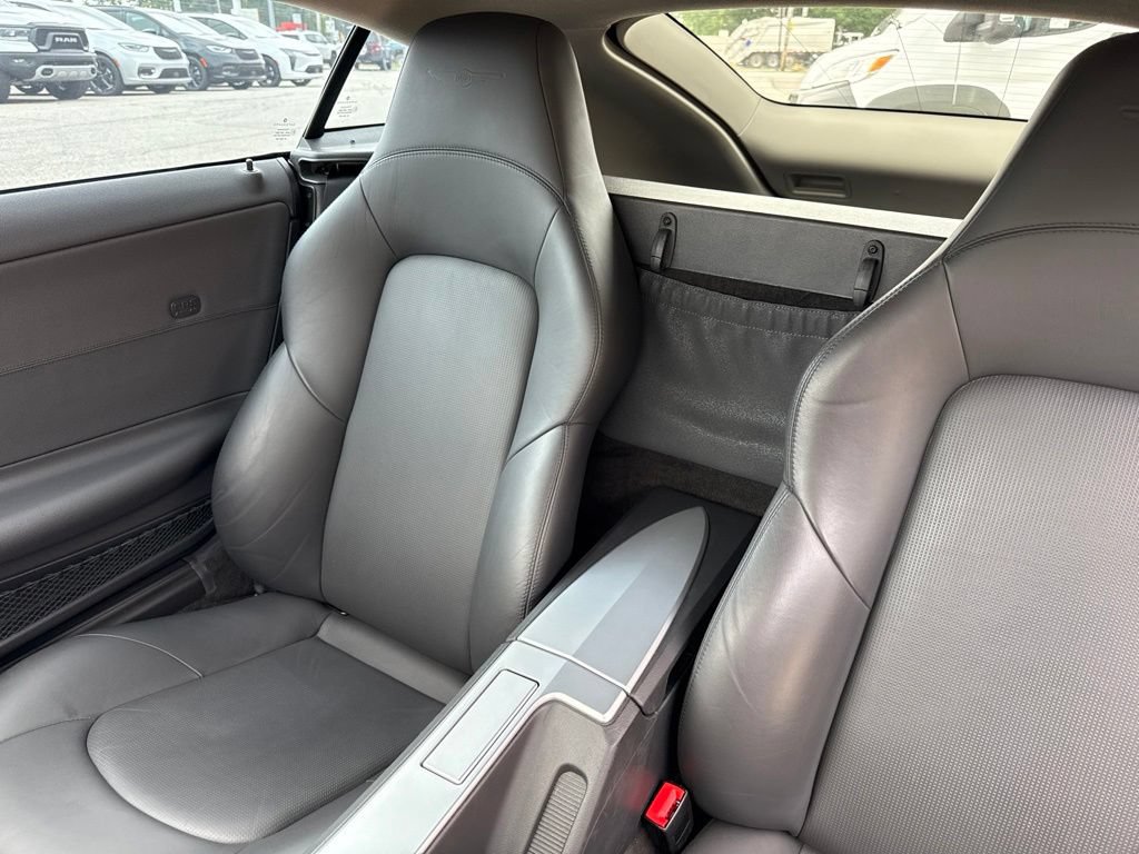 Used 2005 Chrysler Crossfire Limited RWD image 31