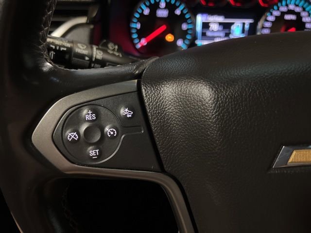 Used 2018 Chevrolet Suburban LT image 36