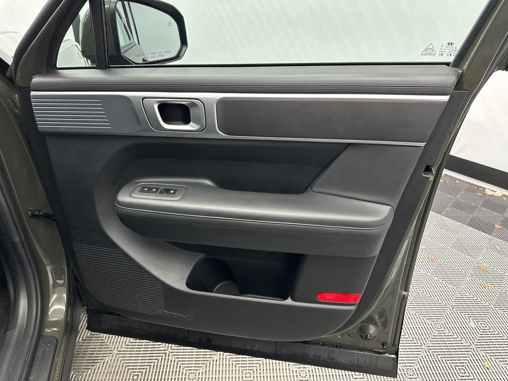 Used 2024 Hyundai Santa Fe SEL FWD image 14