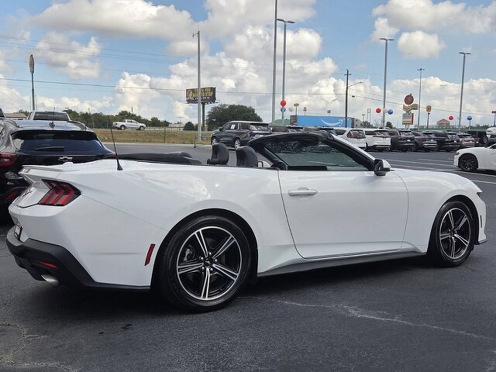 Used 2024 Ford Mustang Premium RWD image 5