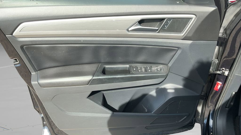 Used 2019 Volkswagen Atlas SE w/ Towing Package image 17