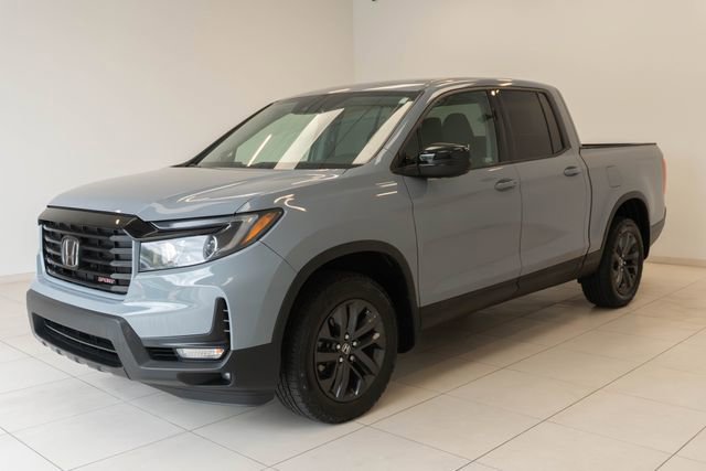 Used 2023 Honda Ridgeline Sport image 7