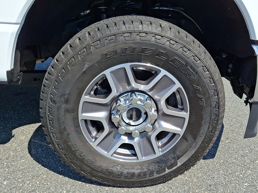 Used 2025 Ford F250 Lariat AWD/4WD image 8