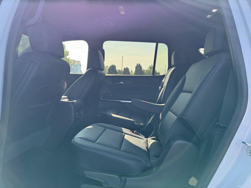 New 2026 Chevrolet Traverse LT w/ Enhanced Driving Package AWD/4WD image 7