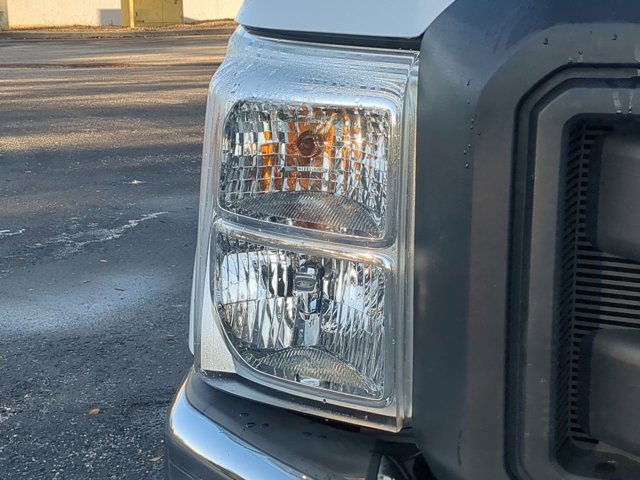 Used 2015 Ford F250 XL w/ Power Equipment Group image 9