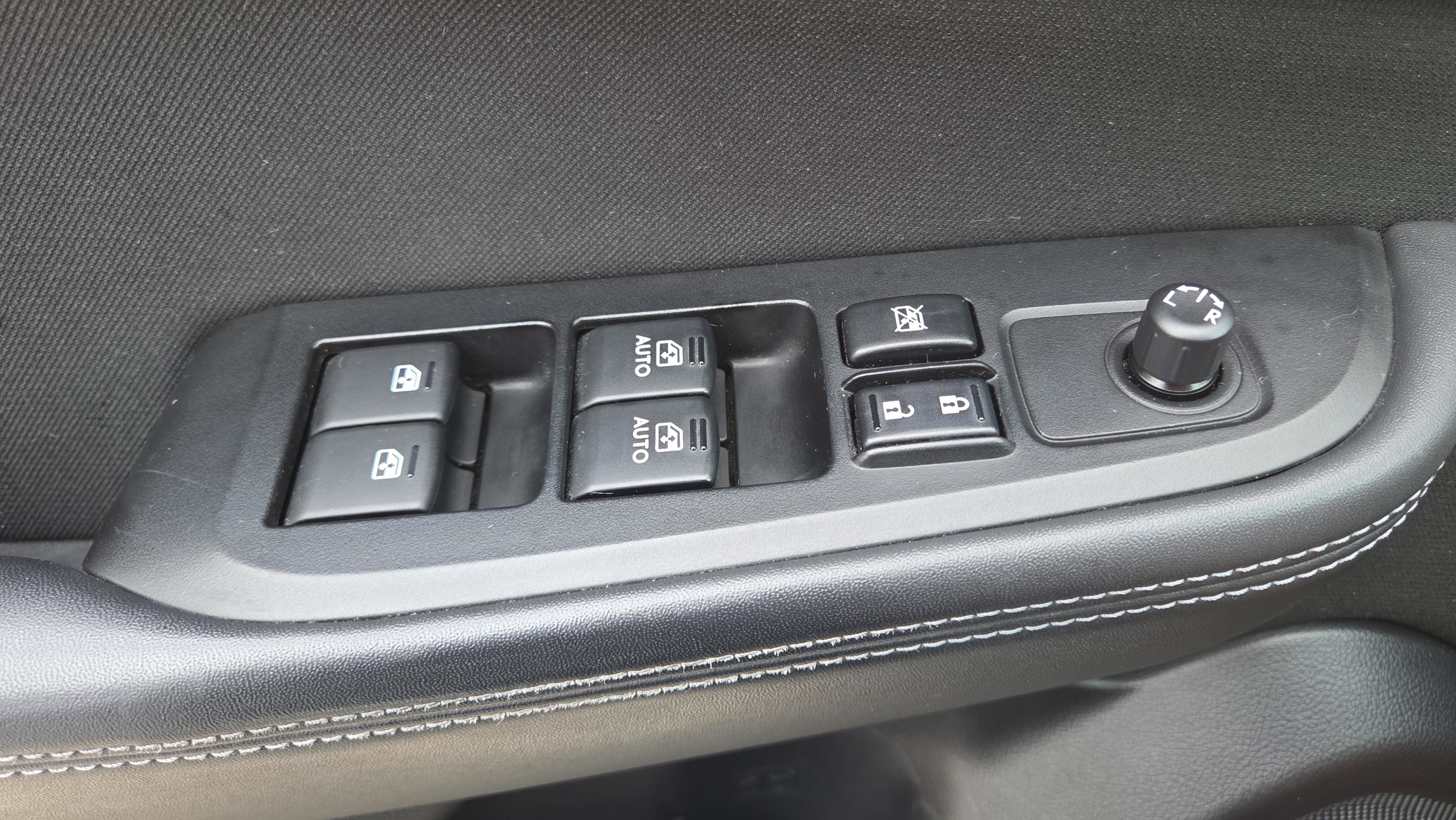 Used 2015 Subaru Outback 2.5i Premium image 38