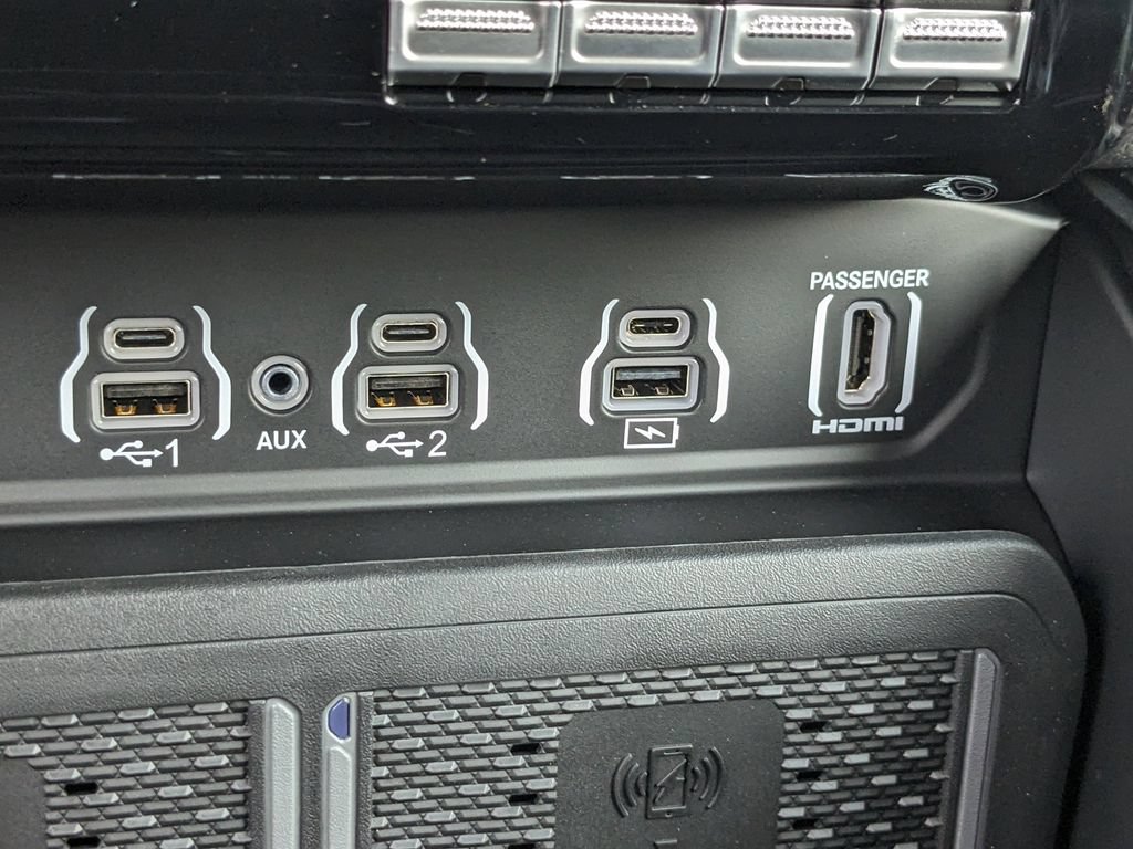 New 2025 RAM 2500 Limited AWD/4WD image 26