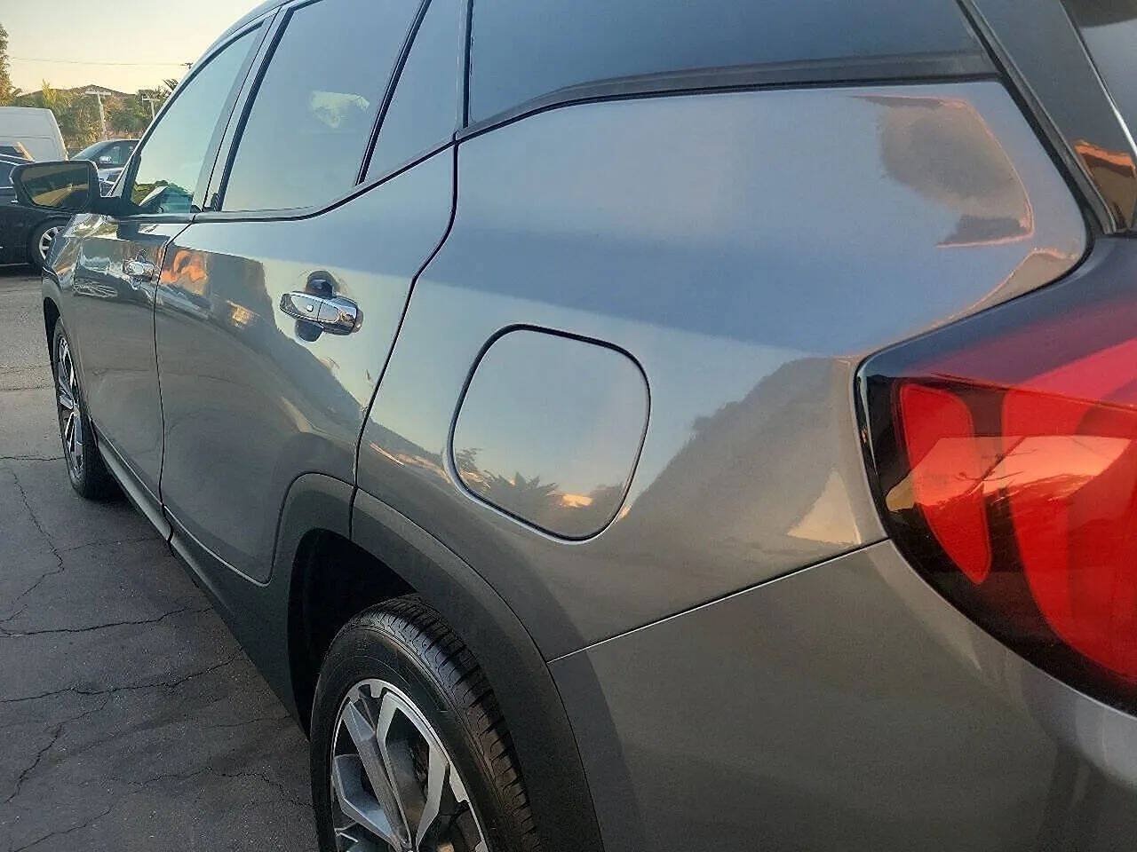 Used 2019 GMC Terrain SLT w/ Preferred Package FWD image 8