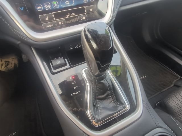 Used 2025 Subaru Outback Premium image 22