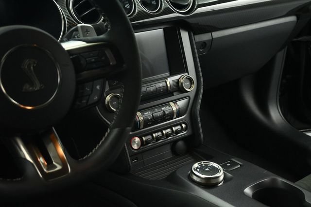 Used 2021 Ford Mustang Shelby GT500 w/ Technology Package RWD image 41