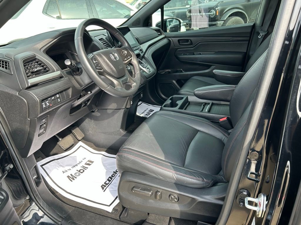Used 2023 Honda Odyssey Sport image 4