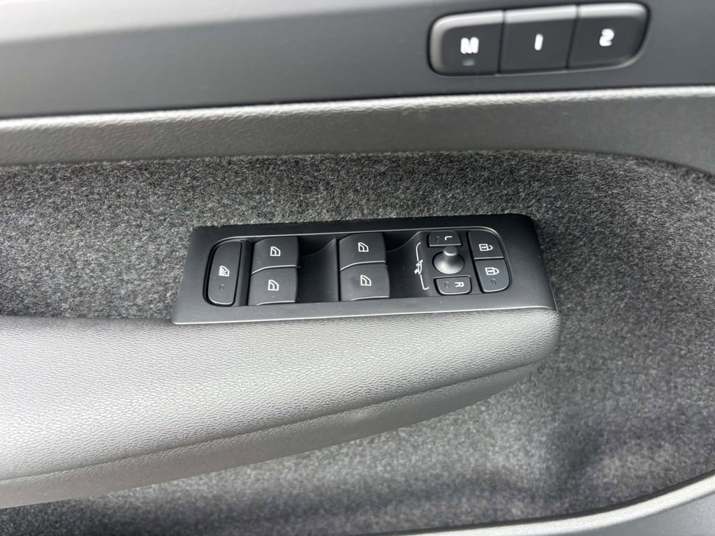 New 2026 Volvo XC40 B5 Plus w/ Protection Package Premier image 13