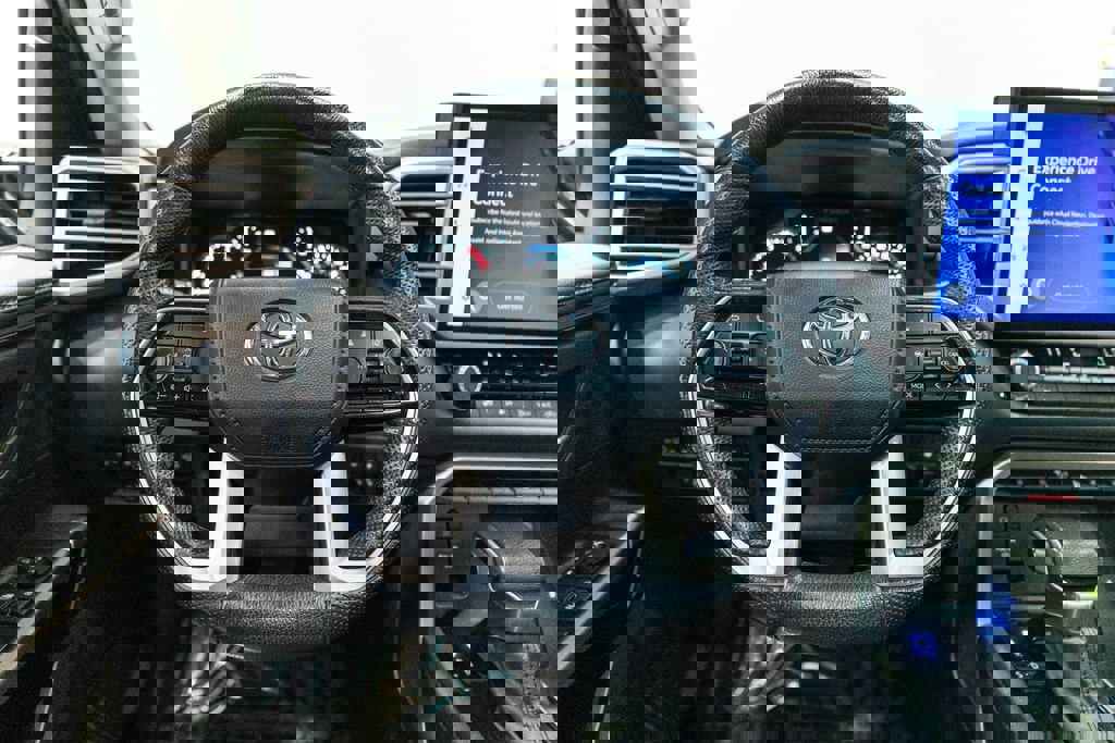 Used 2023 Toyota Tundra Limited w/ Power Package image 16