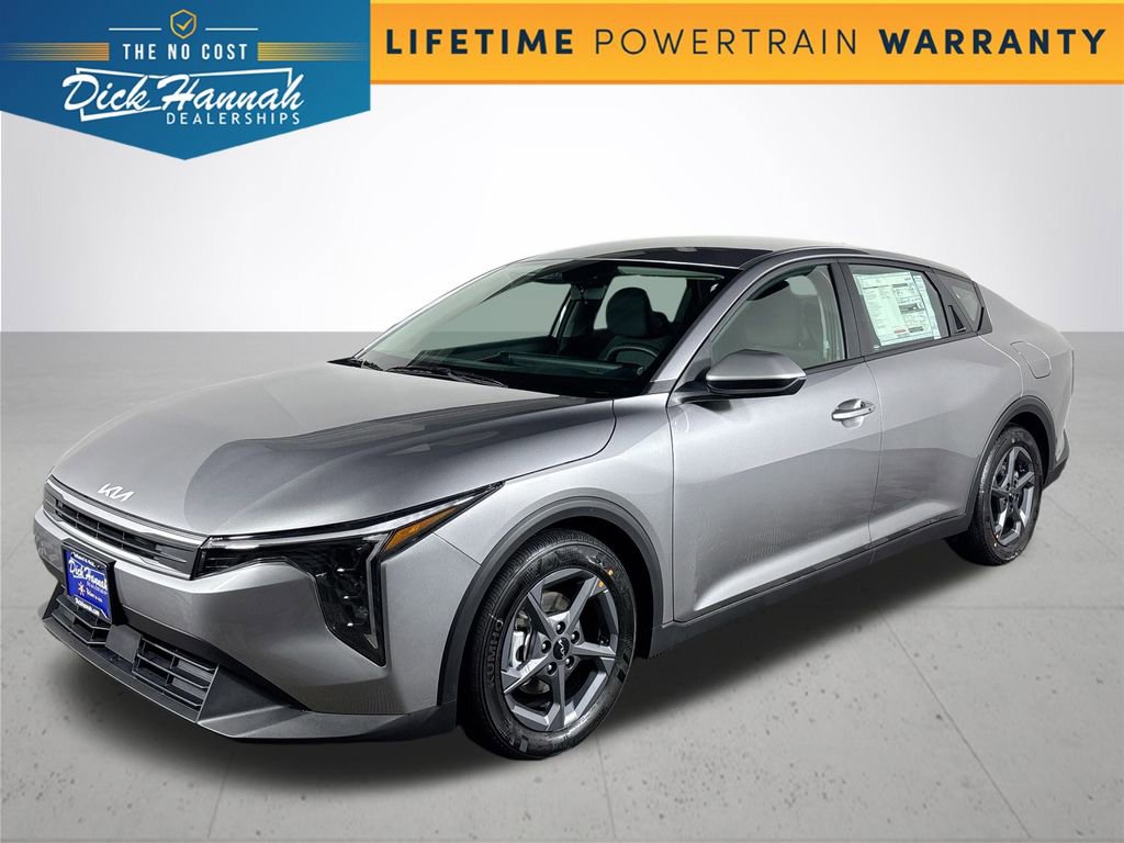 New 2025 Kia K4 LXS