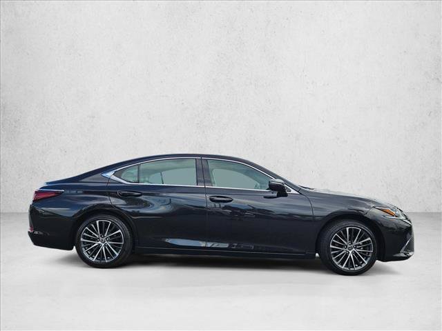 Used 2025 Lexus ES 350 w/ Premium Package FWD image 4