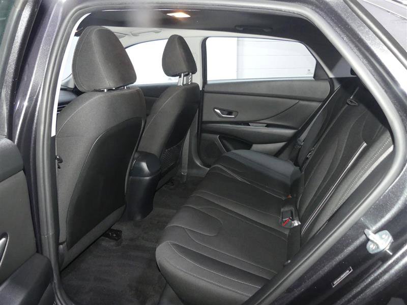 Used 2021 Hyundai Elantra SEL w/ Convenience + Premium Package FWD image 27