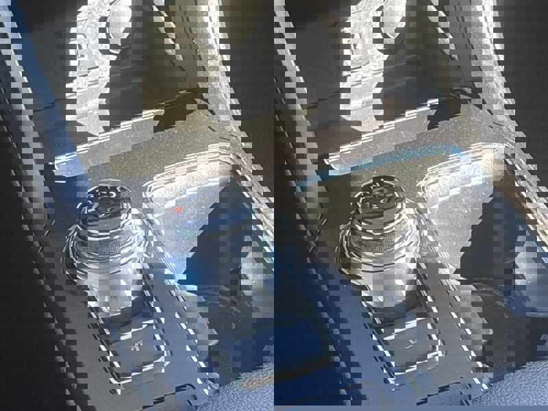 Used 2018 Ford Fusion SE w/ Equipment Group 201A image 27