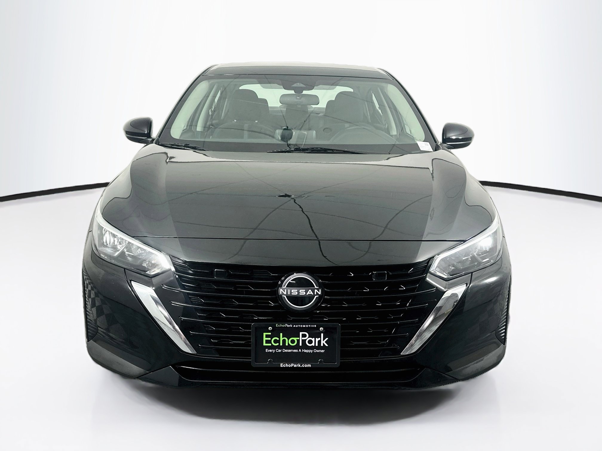 Used 2024 Nissan Sentra SV FWD image 2