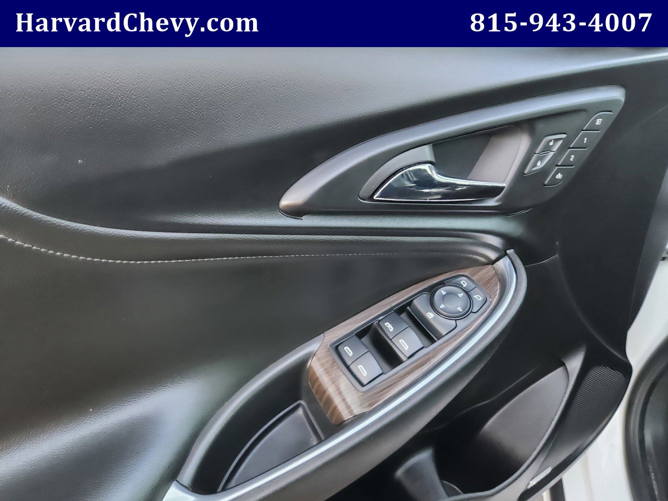 Used 2023 Chevrolet Malibu LT FWD image 33