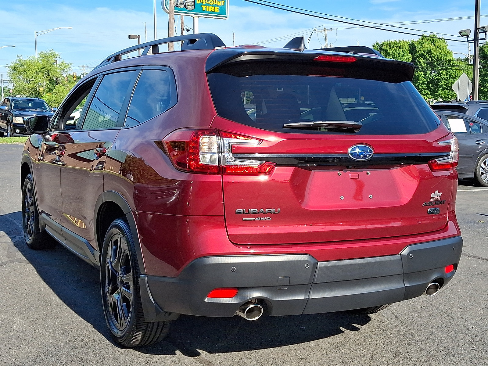 Certified 2025 Subaru Ascent Onyx Edition w/ Popular Package #2 AWD/4WD image 4