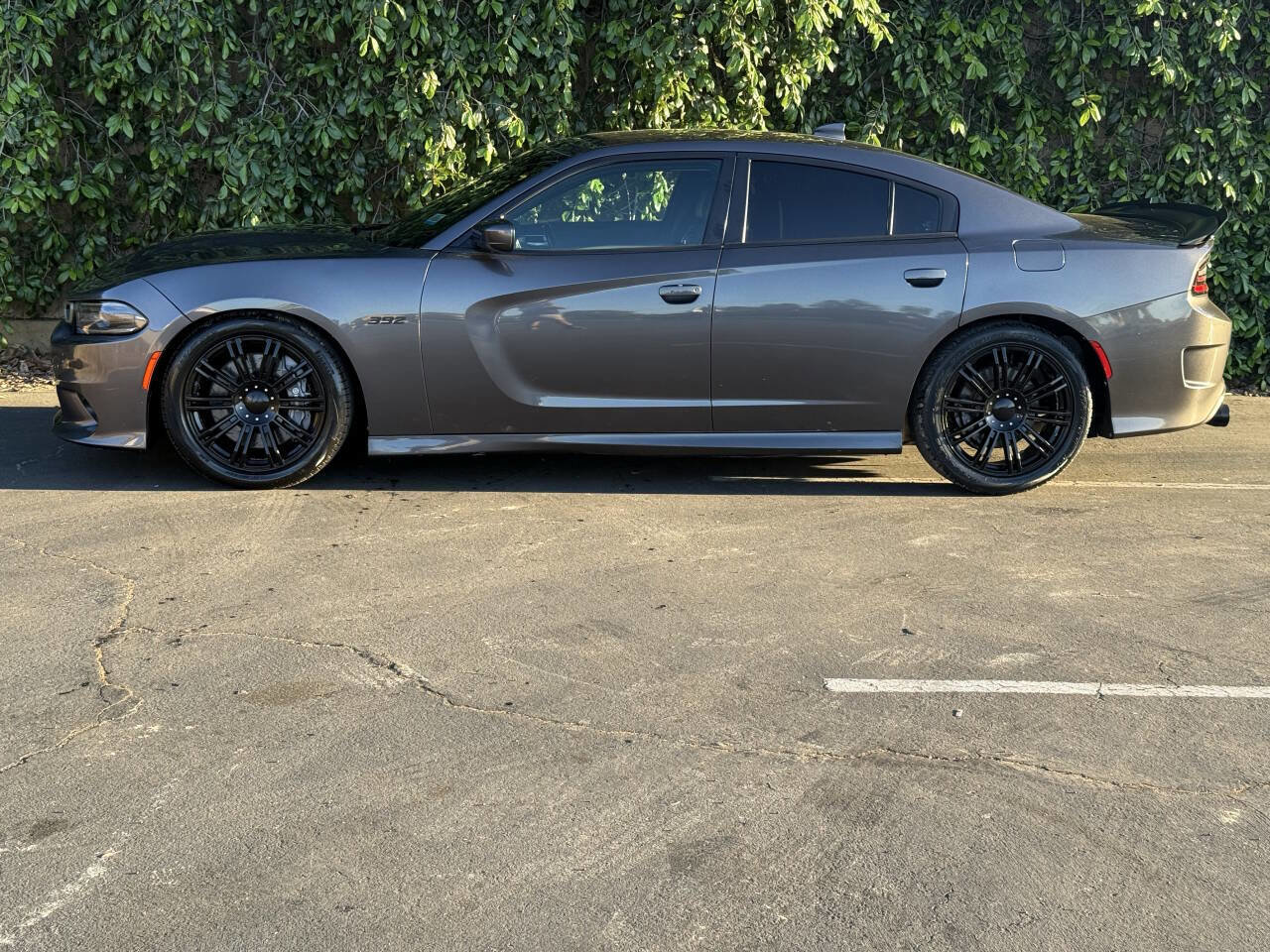 Used 2017 Dodge Charger R/T RWD image 5