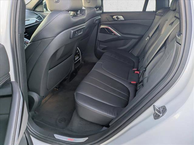 Used 2021 BMW X6 xDrive40i w/ Premium Package image 19