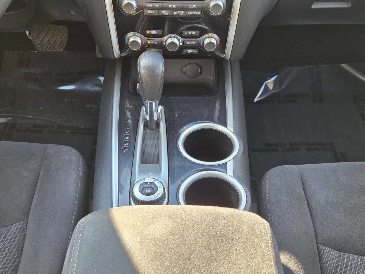 Used 2016 Nissan Pathfinder SV image 26