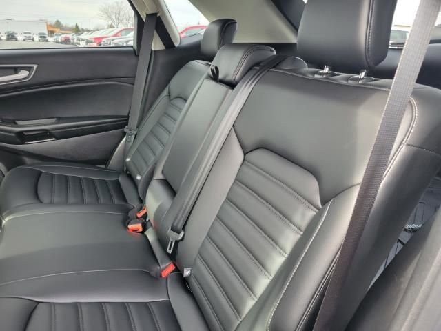 Certified 2022 Ford Edge SEL w/ Convenience Package image 17