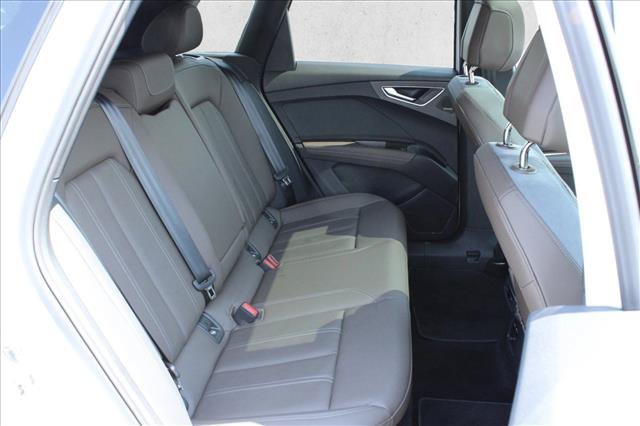 Used 2023 Audi Q4 e-tron Premium Plus w/ Premium Plus RWD image 28