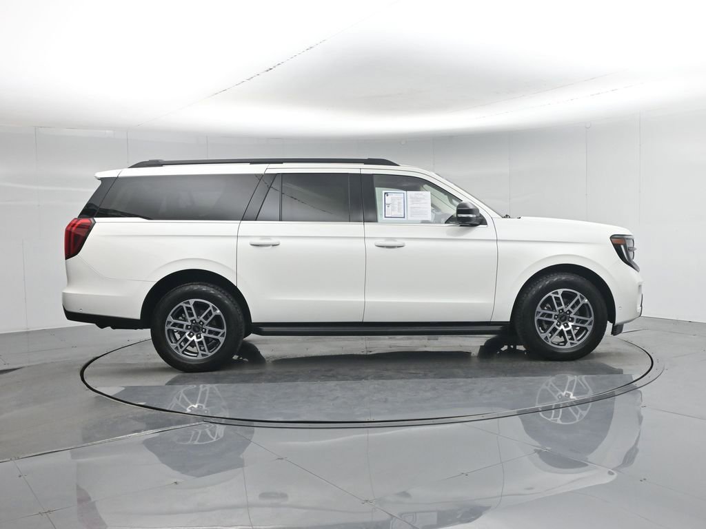 Used 2025 Ford Expedition Max Active image 5