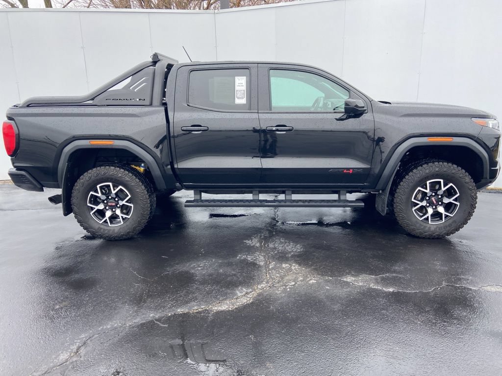 Used 2024 GMC Canyon AT4X AWD/4WD image 2