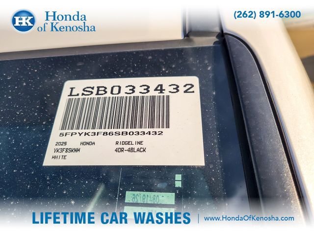 Certified 2025 Honda Ridgeline Black Edition image 27