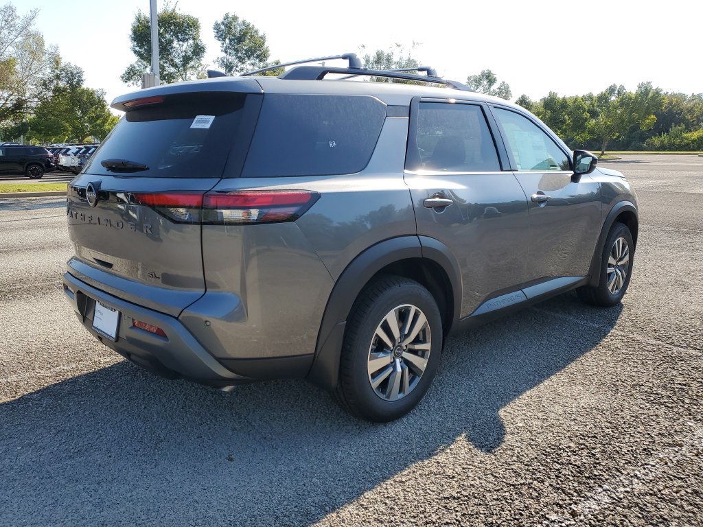 New 2026 Nissan Pathfinder SL FWD image 4