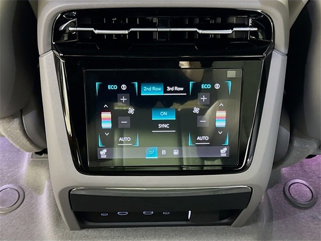 New 2025 Cadillac Escalade IQ Luxury 1 w/ Smart Trailering package image 14