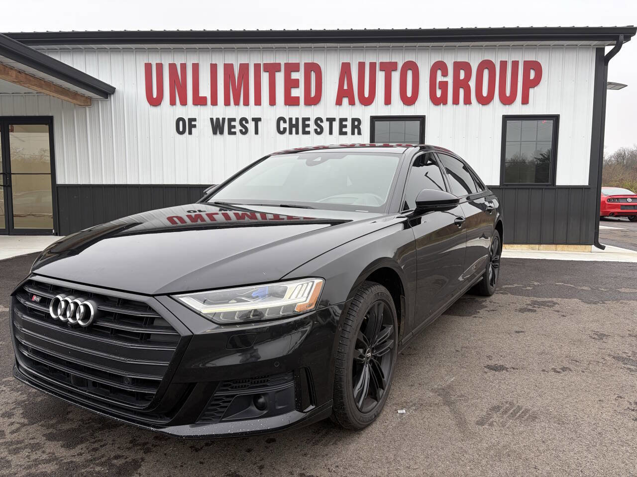 Used 2020 Audi S8 L image 1