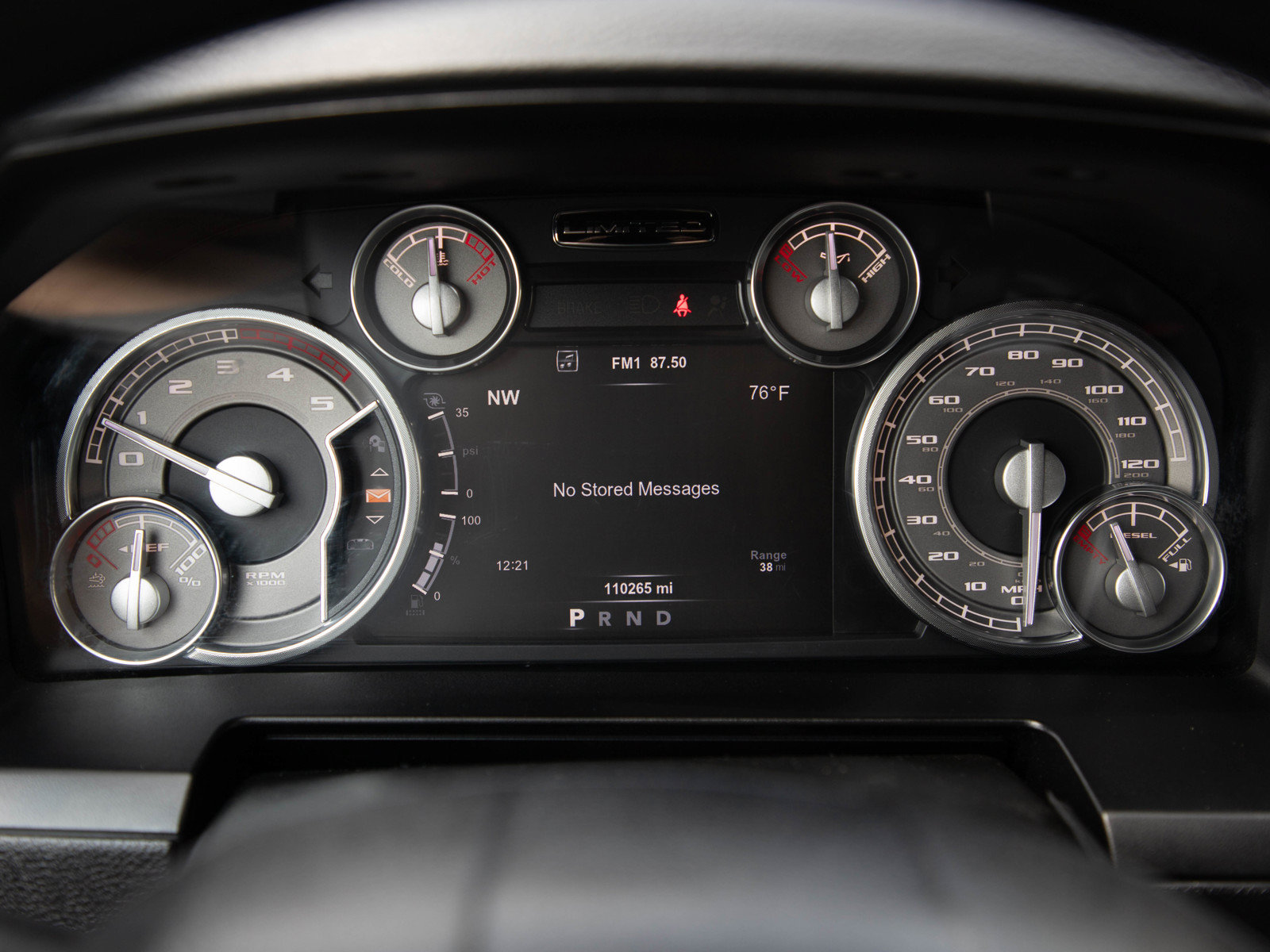 Used 2017 RAM 2500 Limited AWD/4WD image 23