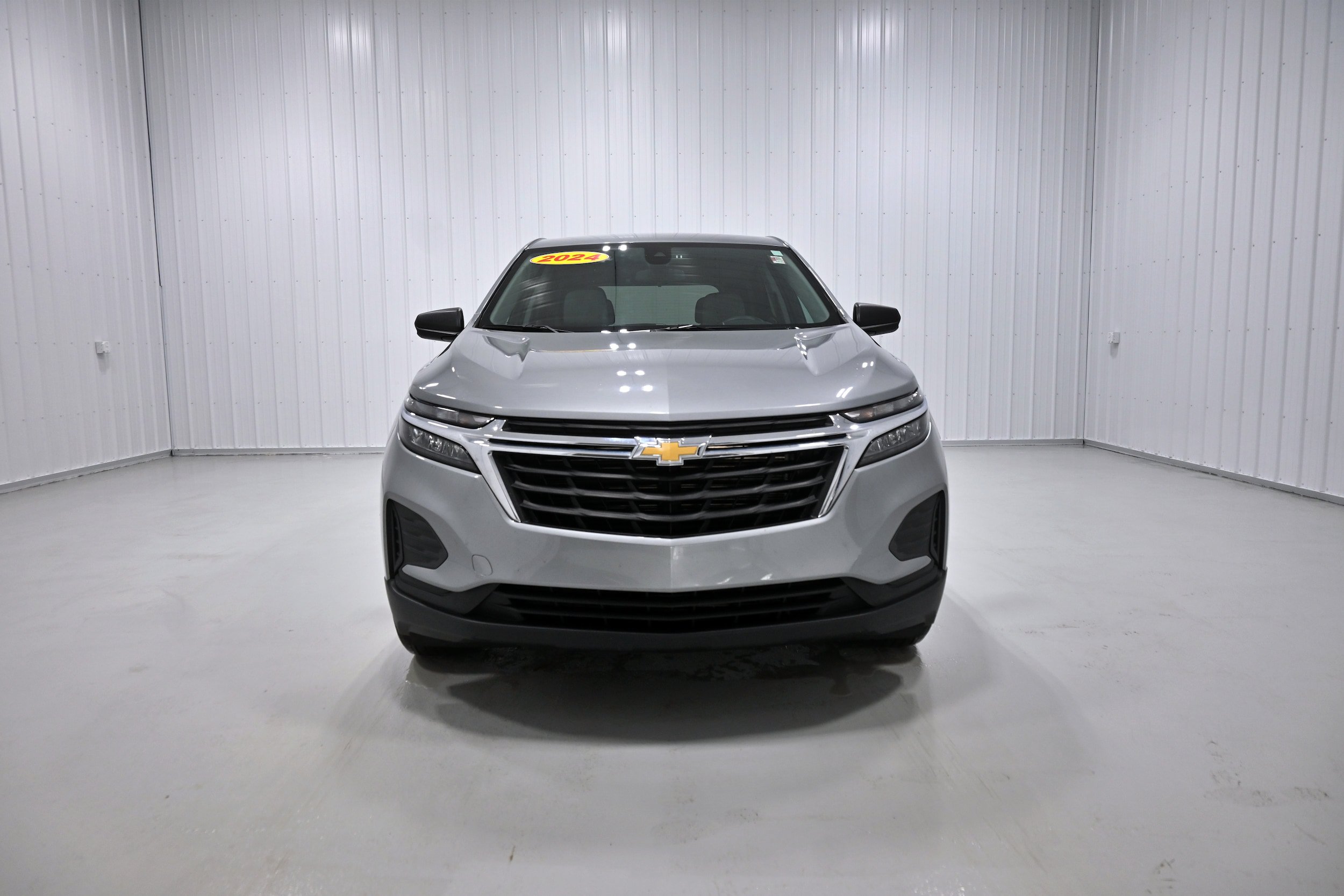 Used 2024 Chevrolet Equinox LS w/ LS Convenience Package FWD image 21