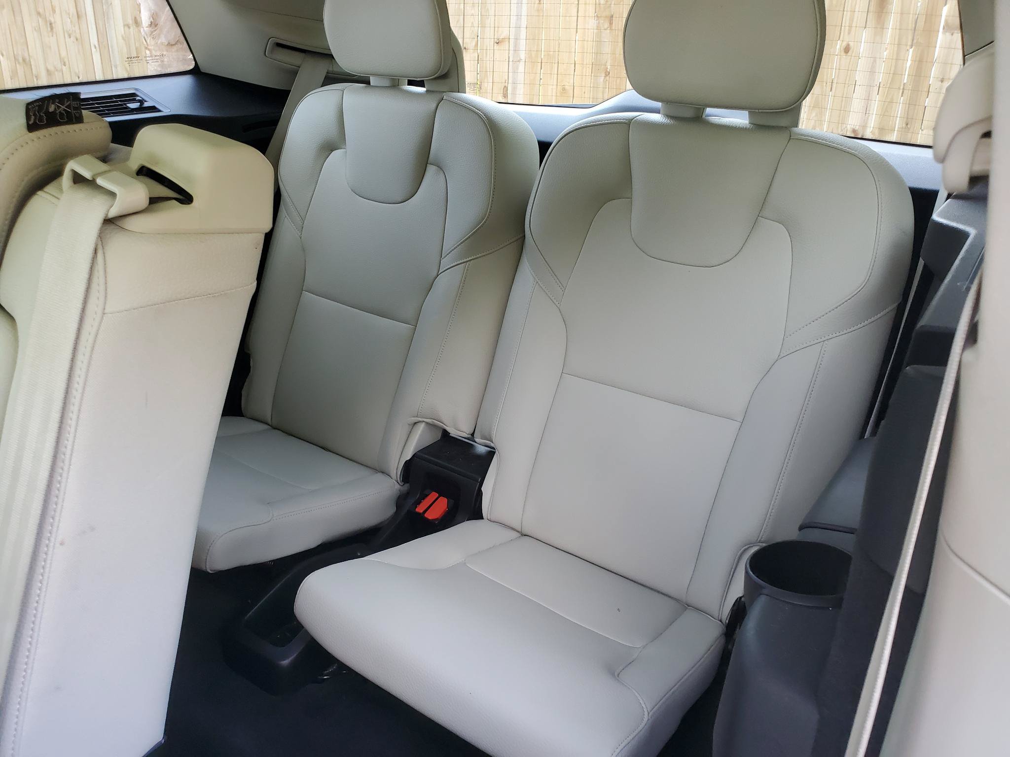 Used 2019 Volvo XC90 T5 Momentum AWD/4WD image 37
