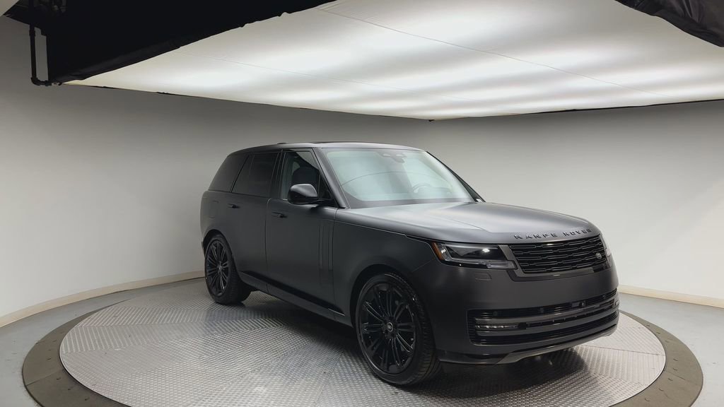 Used 2024 Land Rover Range Rover SE AWD/4WD image 8