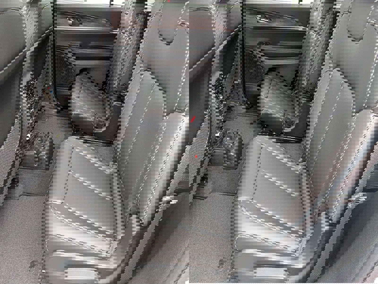 New 2025 Jeep Grand Cherokee L Limited w/ Black Appearance Package image 11