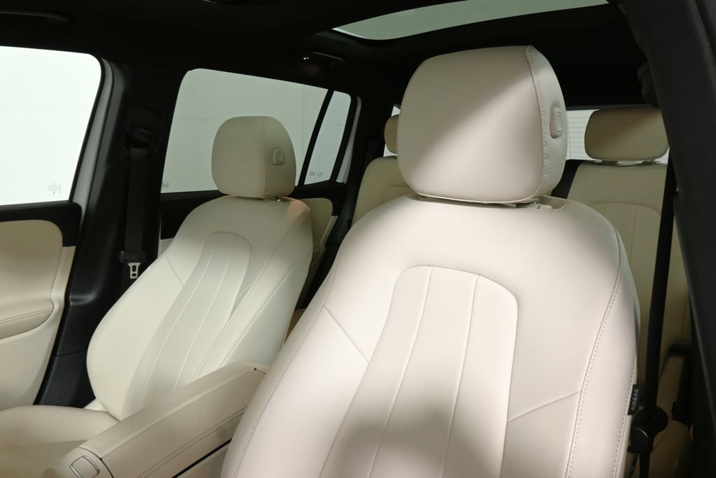 Certified 2024 Mercedes-Benz GLB 250 image 16