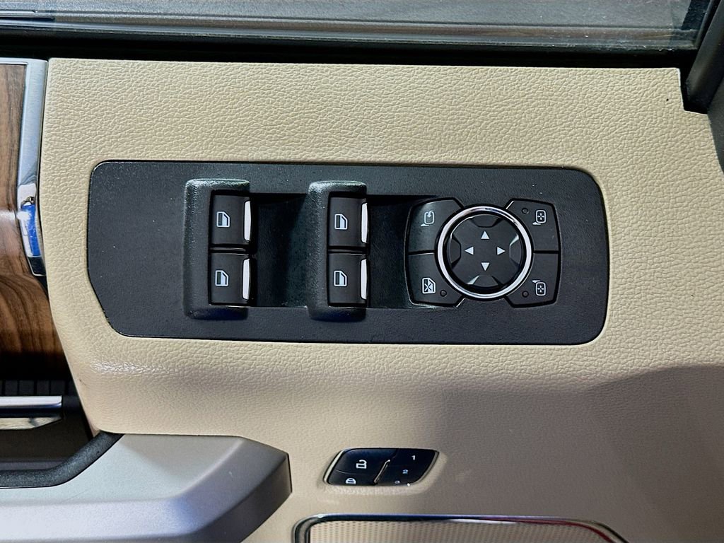 Used 2017 Ford F150 Lariat w/ Equipment Group 502A Luxury AWD/4WD image 22