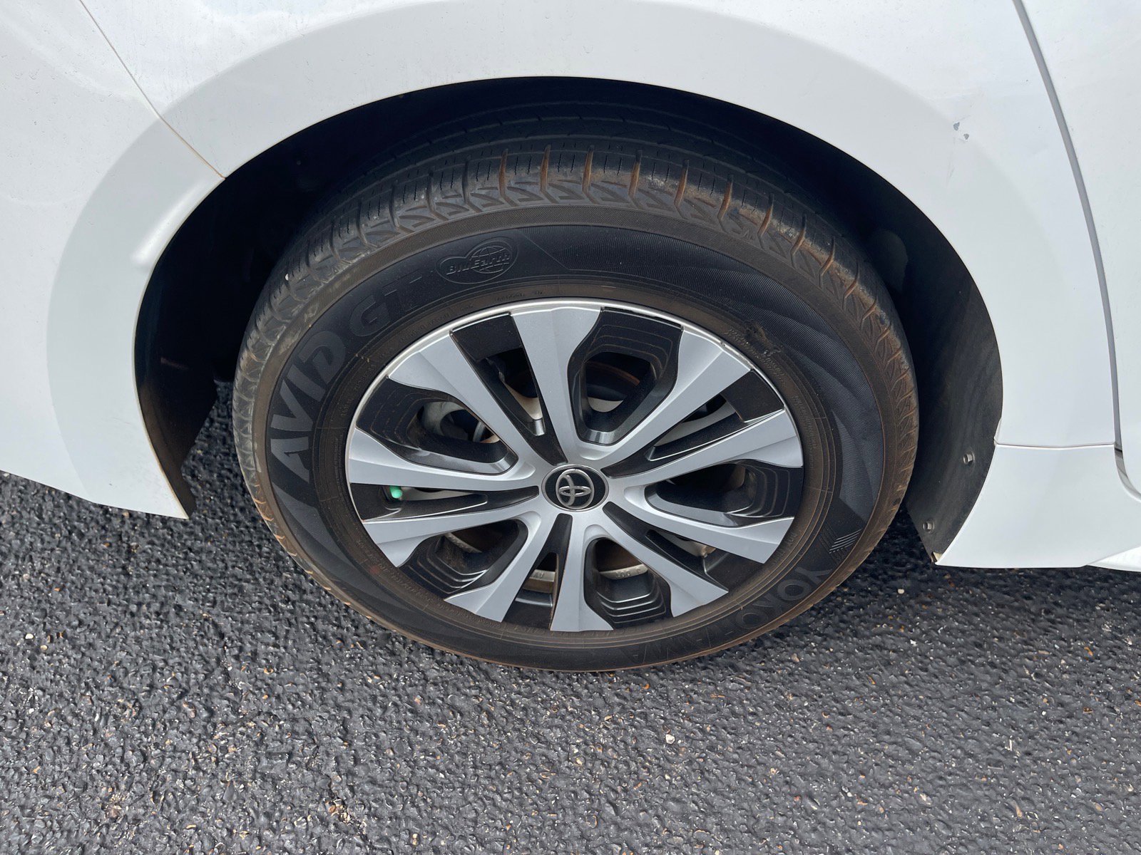Used 2022 Toyota Corolla LE FWD image 22