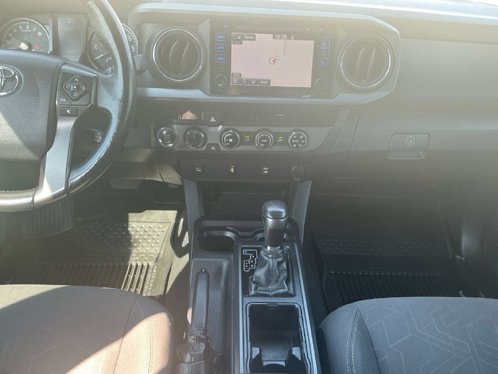 Used 2017 Toyota Tacoma TRD Off-Road w/ Tow Package (A/T) AWD/4WD image 20