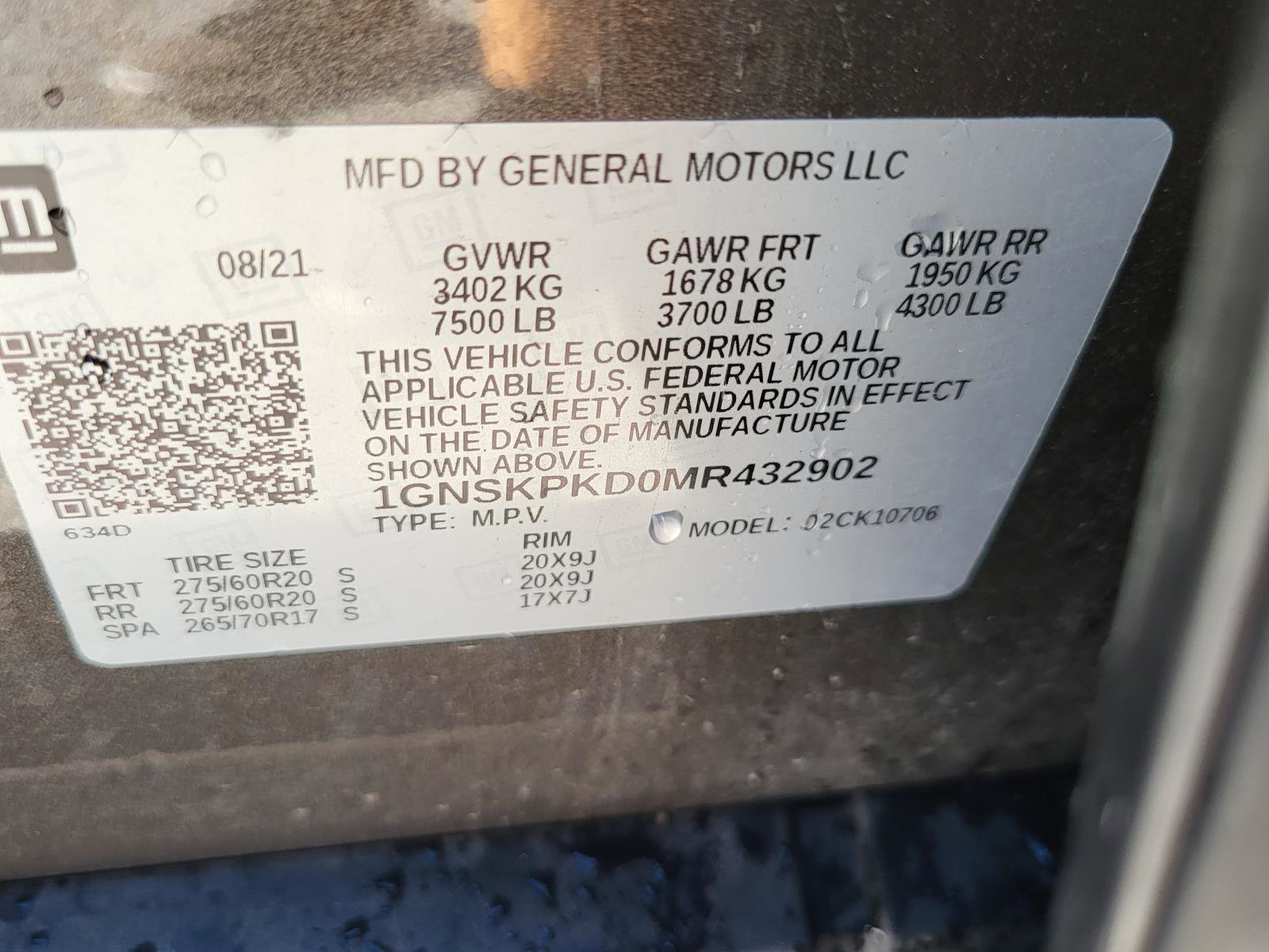 Used 2021 Chevrolet Tahoe Z71 w/ Rear Media and Nav Package image 34