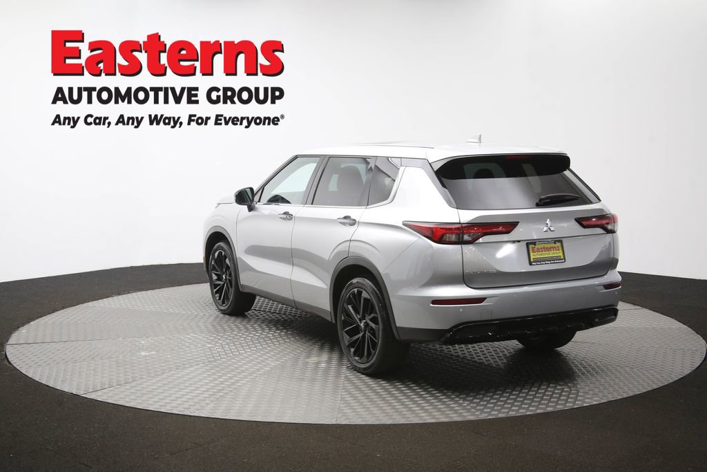 Used 2022 Mitsubishi Outlander SE FWD image 64